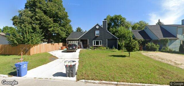 Larawan ng 409 Bonner Avenue sa Winnipeg, Manitoba