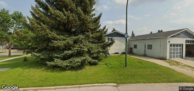 Larawan ng 410 Gilmore Avenue sa Winnipeg, Manitoba