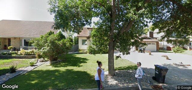 Larawan ng 410 Knowles Avenue sa Winnipeg, Manitoba