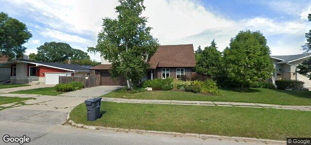 Larawan ng 413 Mcivor Avenue sa Winnipeg, Manitoba
