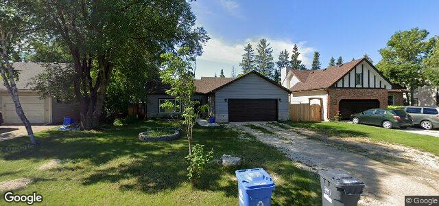 Larawan ng 414 Bonner Avenue sa Winnipeg, Manitoba