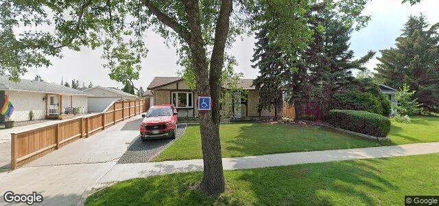 Larawan ng 414 Gilmore Avenue sa Winnipeg, Manitoba