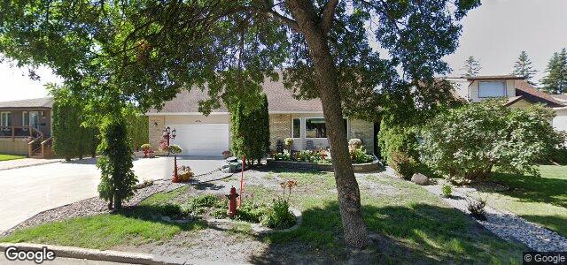 Larawan ng 414 Knowles Avenue sa Winnipeg, Manitoba