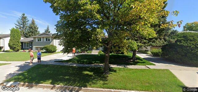 Larawan ng 423 Emerson Avenue sa Winnipeg, Manitoba