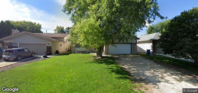 Photo of 426 Bonner Avenue in Winnipeg, Manitoba