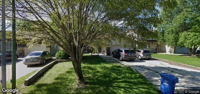 Larawan ng 430 Bonner Avenue sa Winnipeg, Manitoba