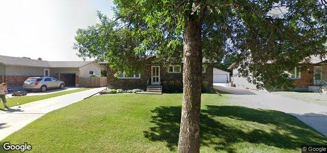 Larawan ng 430 Knowles Avenue sa Winnipeg, Manitoba