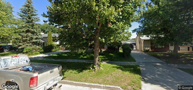Larawan ng 443 Emerson Avenue sa Winnipeg, Manitoba