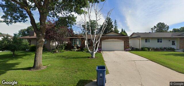 Larawan ng 45 Hathway Road sa Winnipeg, Manitoba