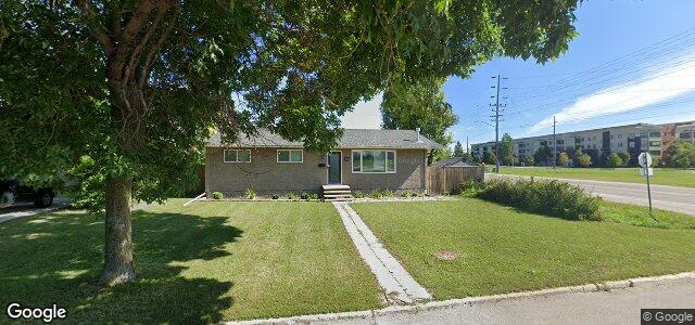 Larawan ng 451 Knowles Avenue sa Winnipeg, Manitoba