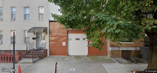 Larawan ng 46 Diamond Street sa Winnipeg, Manitoba