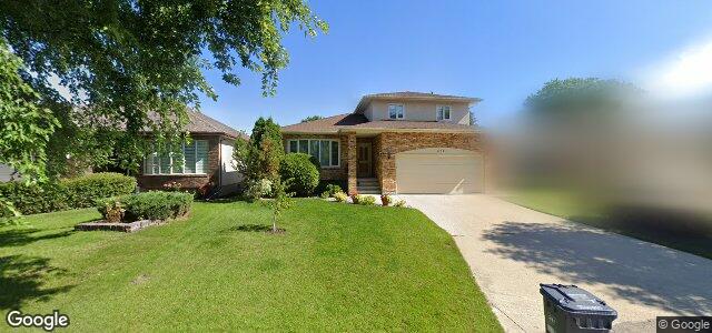 Photo of 479 Headmaster Row in Winnipeg, Manitoba