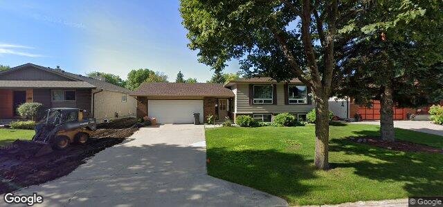 Larawan ng 50 Mornefortune Crescent sa Winnipeg, Manitoba