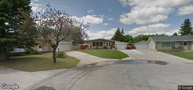 Larawan ng 6 Heidelberg Bay sa Winnipeg, Manitoba