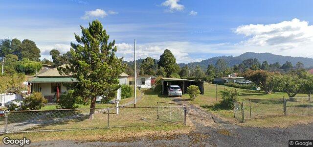 Larawan ng 6 Peters Street sa Winnipeg, Manitoba