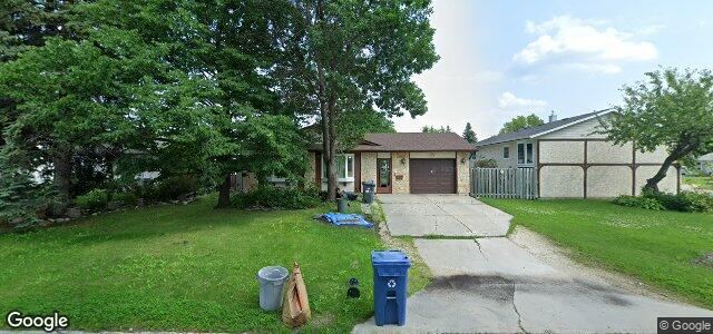 Larawan ng 6 Springlea Path sa Winnipeg, Manitoba