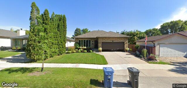 Larawan ng 605 Headmaster Row sa Winnipeg, Manitoba