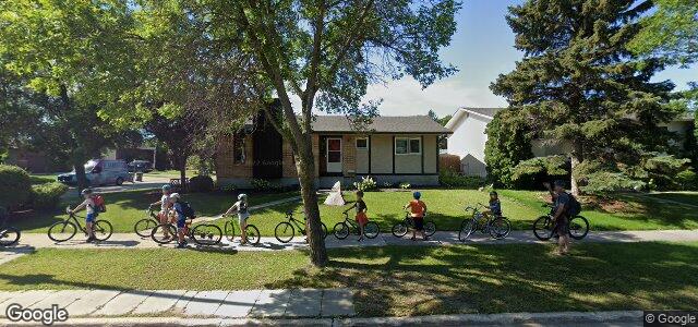 Larawan ng 608 Headmaster Row sa Winnipeg, Manitoba