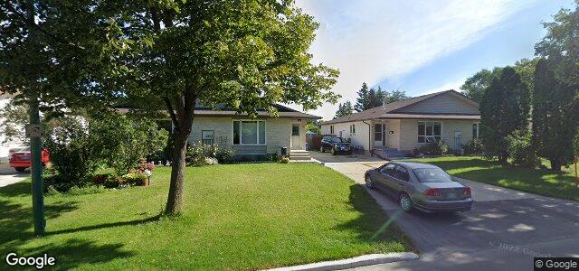 Larawan ng 61 Edkar Crescent sa Winnipeg, Manitoba