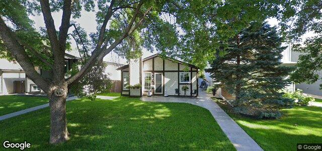 Larawan ng 61 Leatherwood Crescent sa Winnipeg, Manitoba