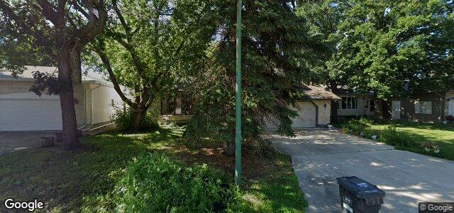 Larawan ng 66 Stoneham Crescent sa Winnipeg, Manitoba