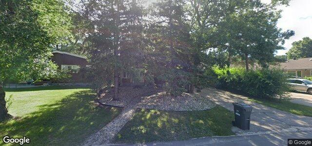 Larawan ng 66 Uxbridge Road N sa Winnipeg, Manitoba