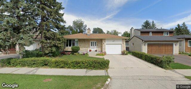 Photo of 687 Mcivor Avenue in Winnipeg, Manitoba