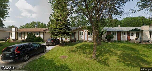 Larawan ng 73 Continental Avenue sa Winnipeg, Manitoba