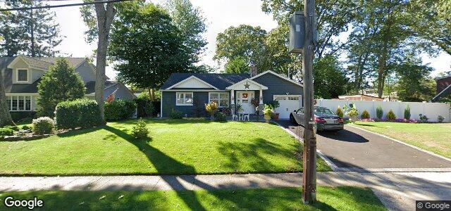 Photo of 77 Algonquin Avenue in Winnipeg, Manitoba