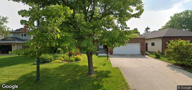 Larawan ng 81 Malcana Street sa Winnipeg, Manitoba