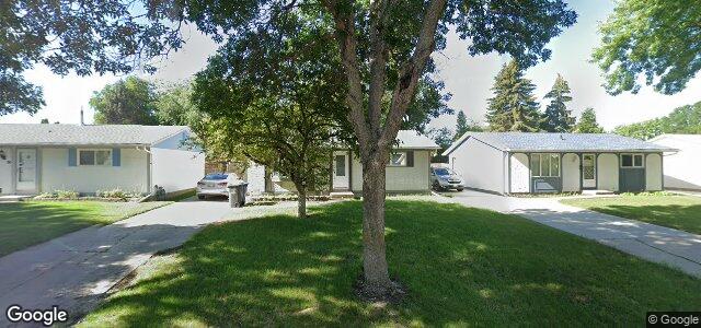 Larawan ng 92 Summerfield Way sa Winnipeg, Manitoba