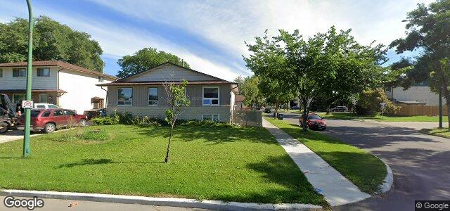 Larawan ng 93 Edkar Crescent sa Winnipeg, Manitoba