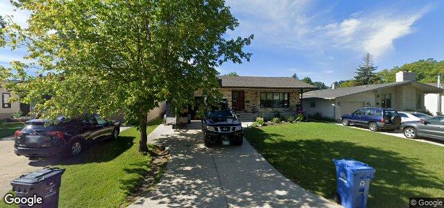 Larawan ng 98 Pennefather Bay sa Winnipeg, Manitoba