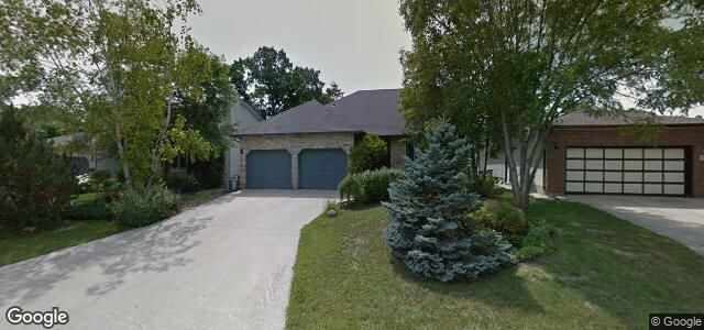 Larawan ng 98 Stoneham Crescent sa Winnipeg, Manitoba