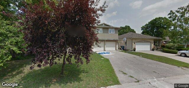 Larawan ng 99 Stoneham Crescent sa Winnipeg, Manitoba