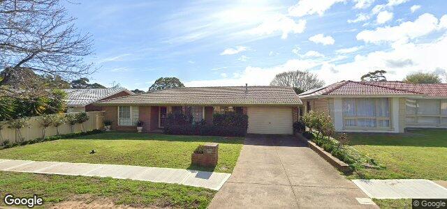 Larawan ng 10 Cummings Crescent sa Winnipeg, Manitoba