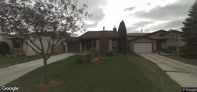 Larawan ng 10 Eastcote Drive sa Winnipeg, Manitoba