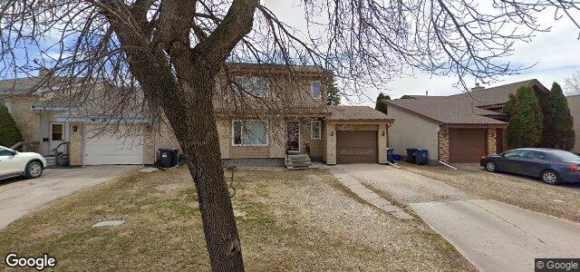 Larawan ng 10 Tiverton Bay sa Winnipeg, Manitoba