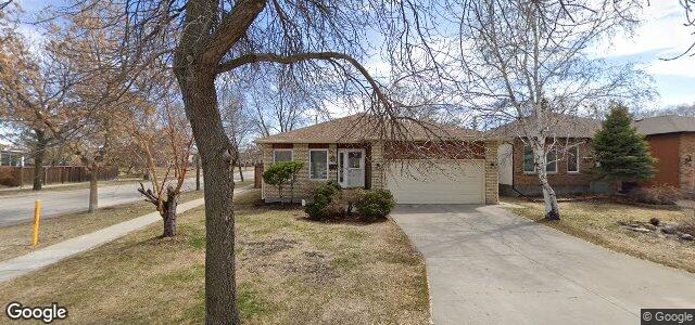 Larawan ng 102 Healy Crescent sa Winnipeg, Manitoba