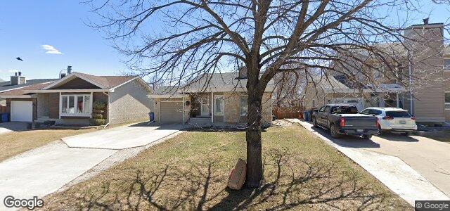 Larawan ng 102 Southwalk Bay sa Winnipeg, Manitoba