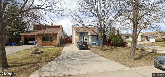 Larawan ng 103 Pately Crescent sa Winnipeg, Manitoba
