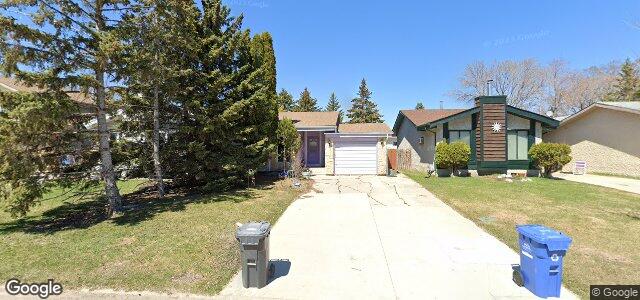 Larawan ng 106 Strand Circle sa Winnipeg, Manitoba