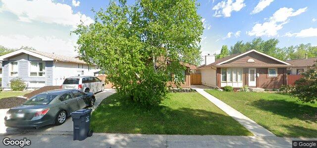 Larawan ng 11 Pear Tree Bay sa Winnipeg, Manitoba