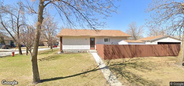 Larawan ng 110 Nutley Circle sa Winnipeg, Manitoba