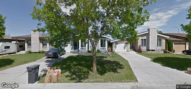 Larawan ng 111 Ashford Drive sa Winnipeg, Manitoba