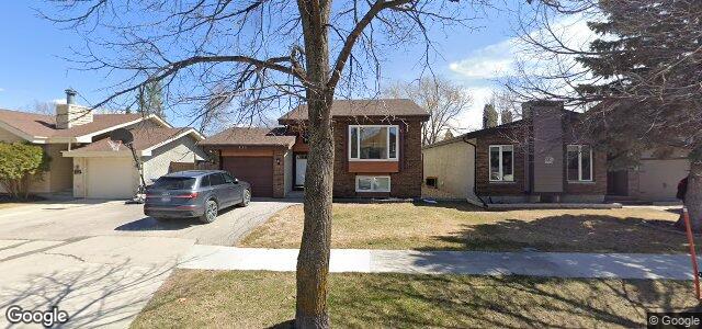 Larawan ng 111 Malmsbury Avenue sa Winnipeg, Manitoba