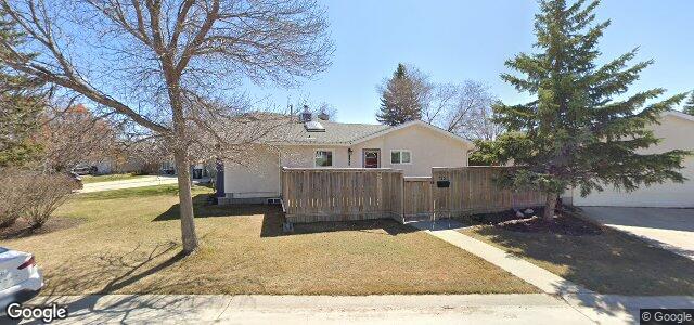 Larawan ng 115 Pear Tree Bay sa Winnipeg, Manitoba