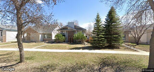 Larawan ng 118 Burland Avenue sa Winnipeg, Manitoba