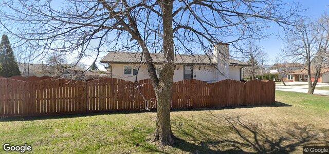 Larawan ng 123 Tufnell Drive sa Winnipeg, Manitoba