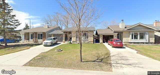 Larawan ng 124 Malmsbury Avenue sa Winnipeg, Manitoba
